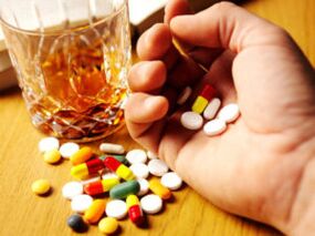 effects of a combination of antibiotics and alcohol